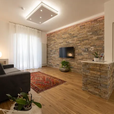 Casa Lo&ma Seano
