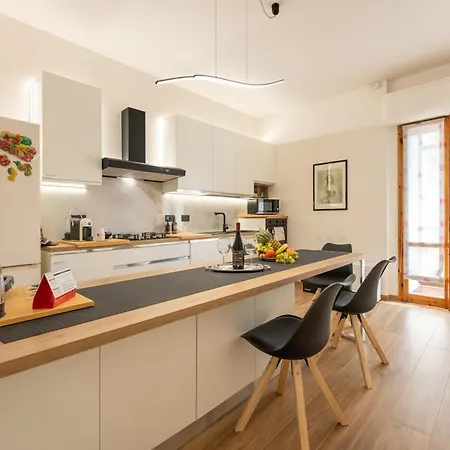 Casa Lo&ma Holiday home Seano