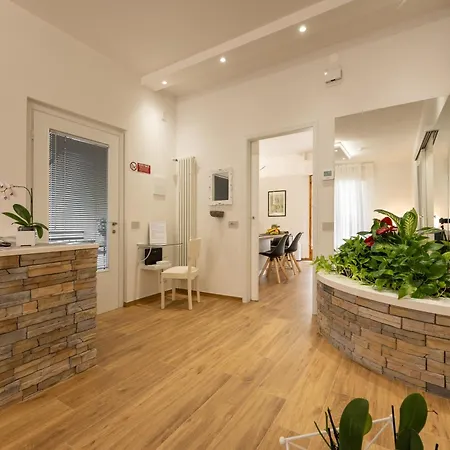 Casa Lo&ma *
